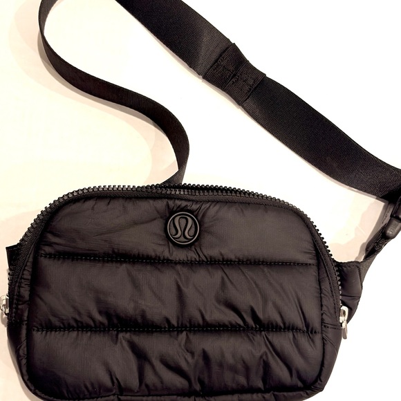 Lululemon Everywhere Wunder Puff 2L Belt Bag - Picture 9 of 11